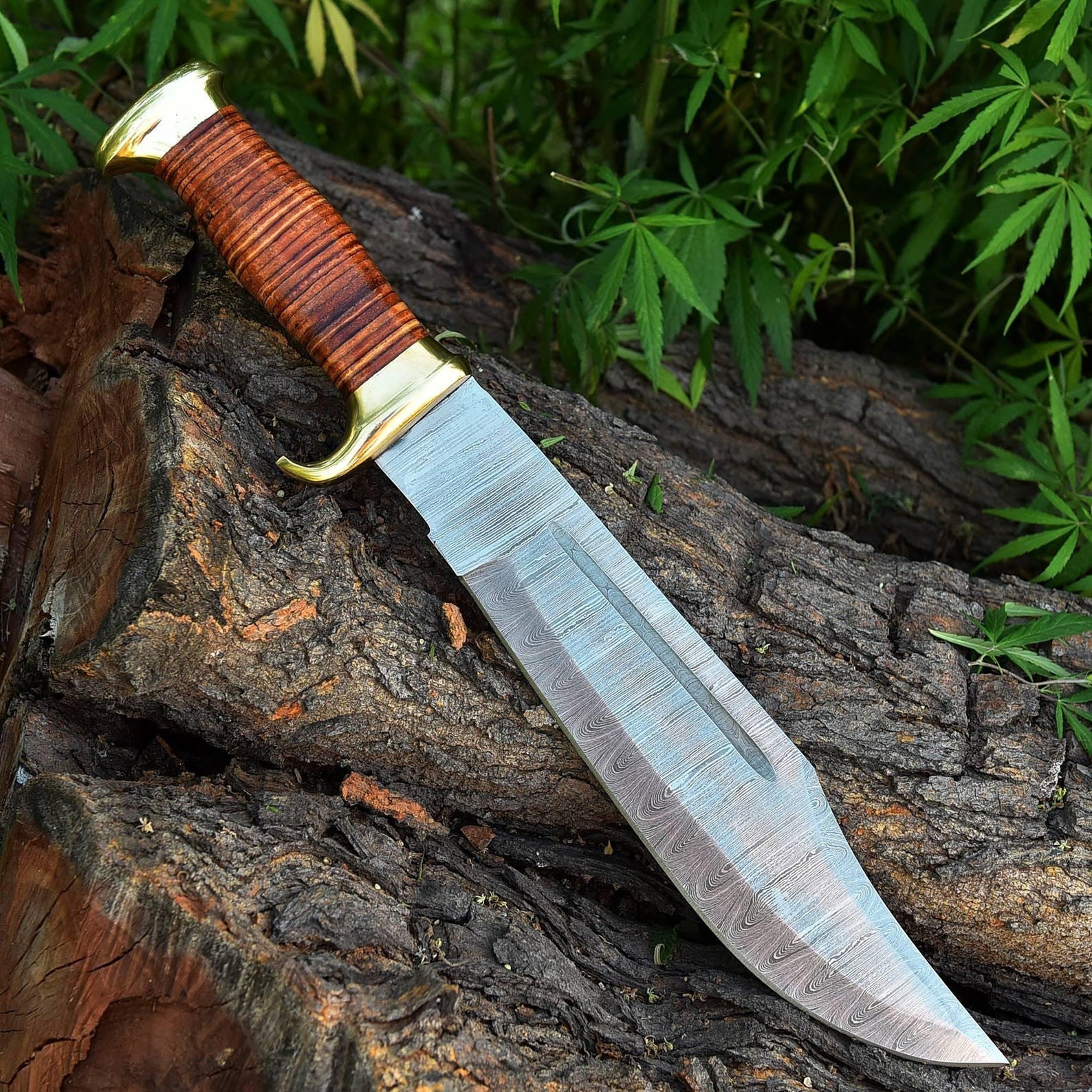 Handmade Damascus Bowie Knife Hunting Fixed Blade with Leather Sheath